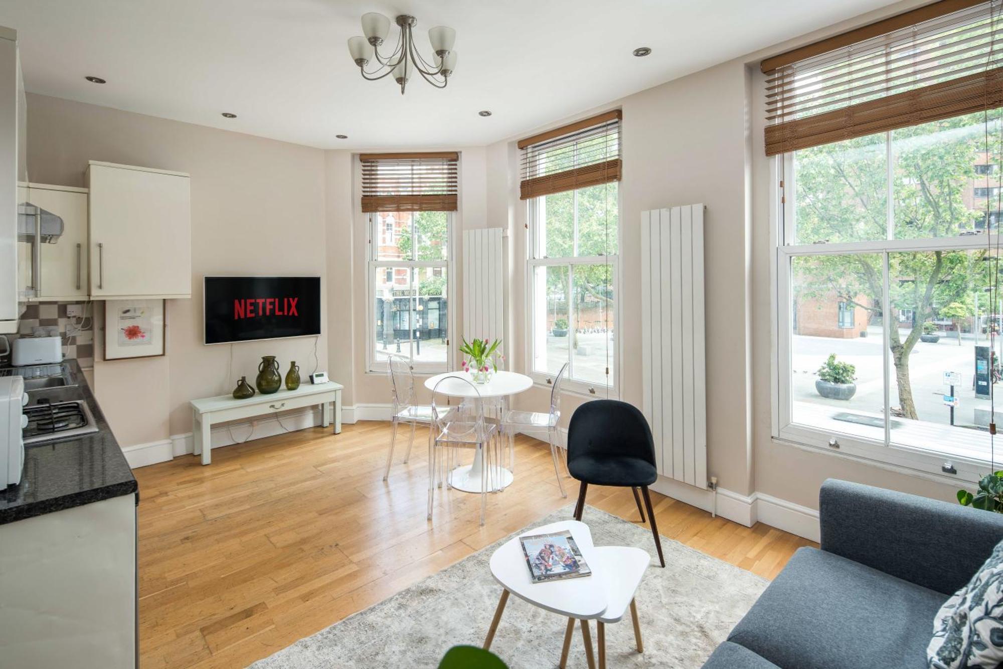 Chic 2-Bedroom Apartment On The Kings Road, Chelsea *