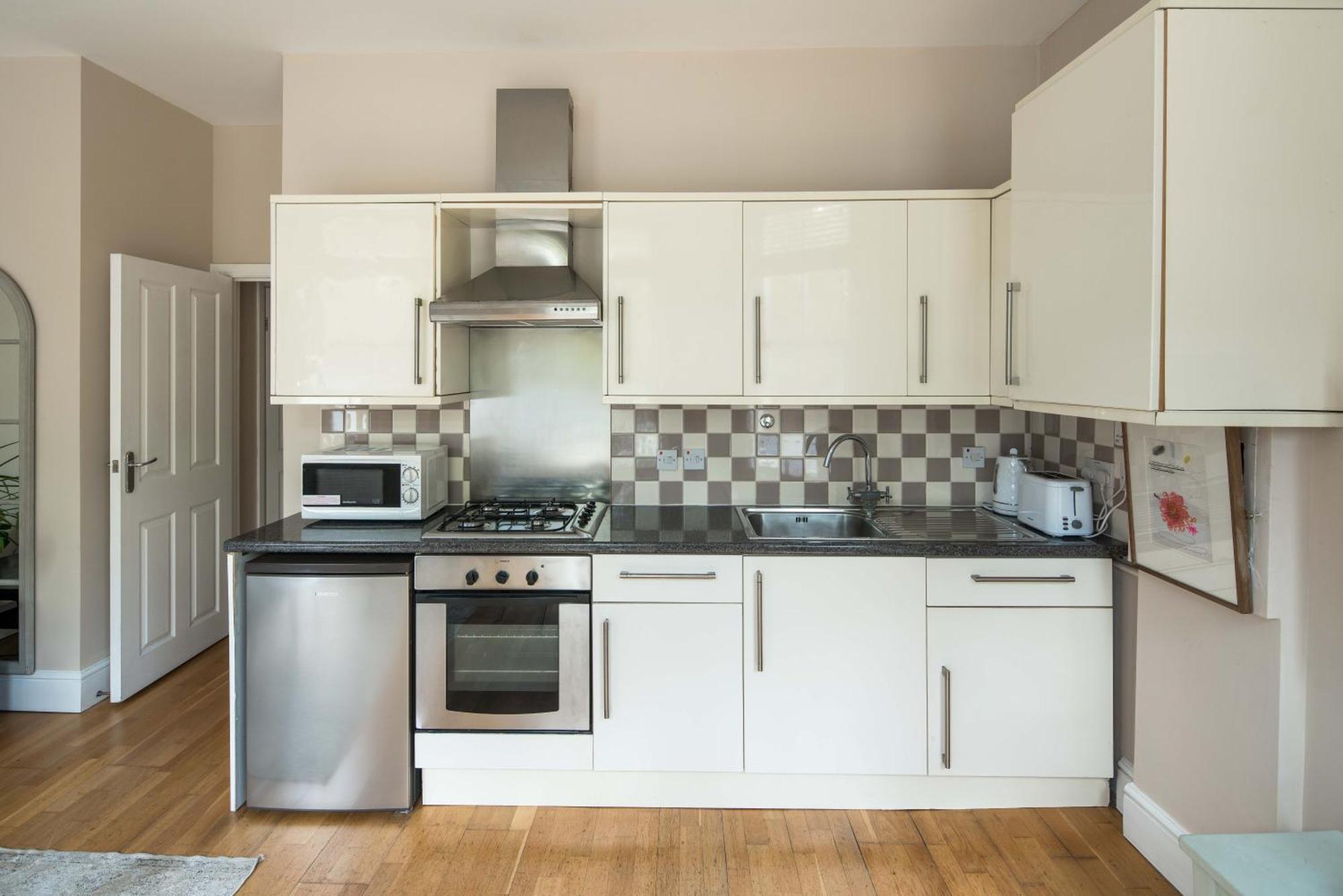 Chic 2-Bedroom Apartment On The Kings Road, Chelsea London